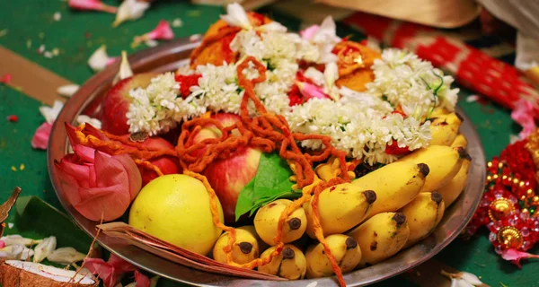 Artículos de oración del sur de la India en un día de boda — Foto de Stock