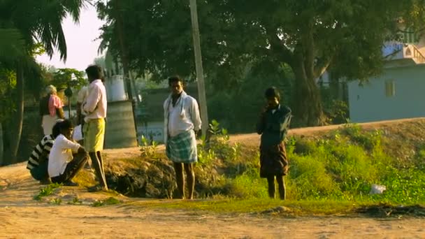 印度-2016年3月12日: 农村人的日常生活生活方式 — 图库视频影像