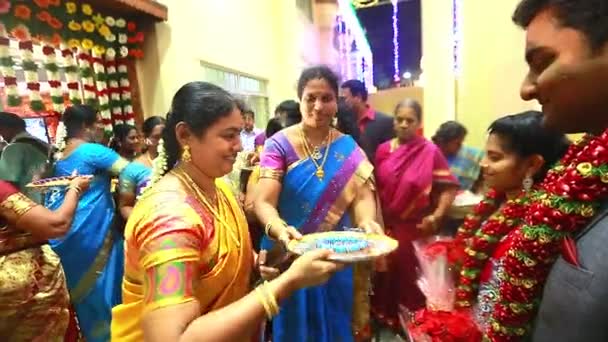CHENNAI, INDIA - FEBRUARY 19, 2016: Traditional Indian wedding ceremony — Stock Video