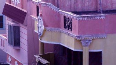 İn dış, A Home zoom