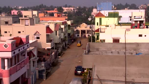 Pouliční scéna v Chennai, Indie — Stock video