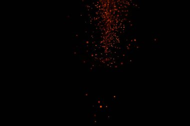 Güzel Diwali Parlayan Havai fişeği, siyah arka planda kraker patlaması