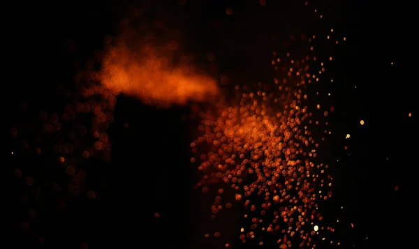 Hermoso Diwali brillante petardo, el fuego de la explosión de la galleta en el fondo negro — Foto de Stock