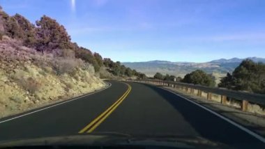 California 'nın Yosemite Ulusal Parkı' nda arabalı gezinti.