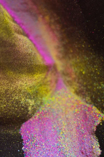 Flerfärgad Pulverexplosion Svart Bakgrund Färgat Moln Färgstarkt Damm Exploderar — Stockfoto