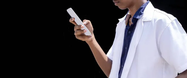 Doctor Using Mobile Smart Phone Isolated Black Backgrounds — Stock Photo, Image
