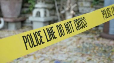 Gündüz suç sahne bant dışında ev polis yapmak değil çizgiyi dolly vurdu