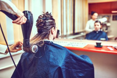 Güzellik içinde çalışma günün resmi