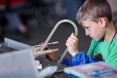 Çocuk atölye çalışma aracı