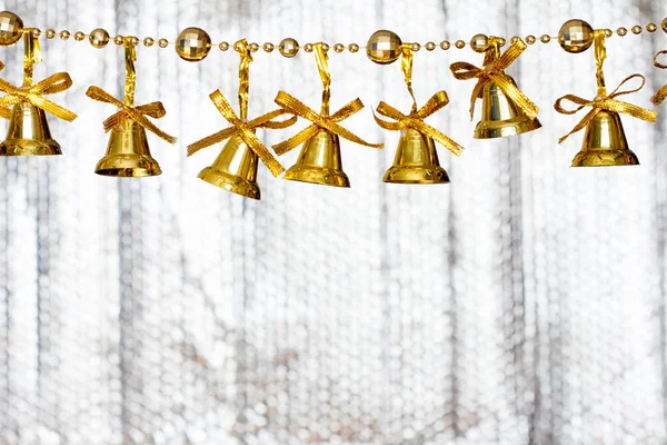 Altın çan çubuk dekorasyon Noel ve yeni yıl celebratioin için ayarlamak — Stok fotoğraf