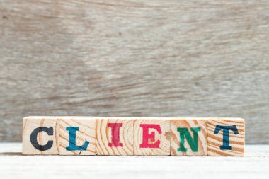 Tahta arkaplanda kelime istemci engeli