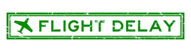 Grunge yeşil uçuş erteleme sözcüğü ile beyaz arka planda uçak simgesi kare lastik mühür