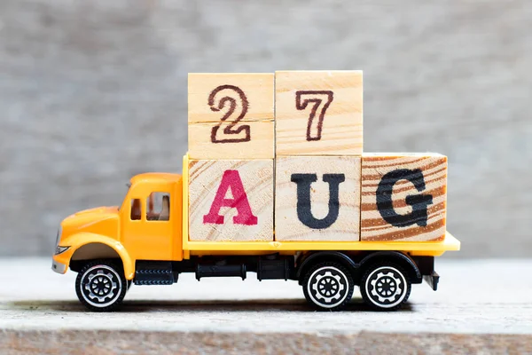 Truck Hold Letter Block Word 27Aug Wood Background Concept Date — Stock Photo, Image