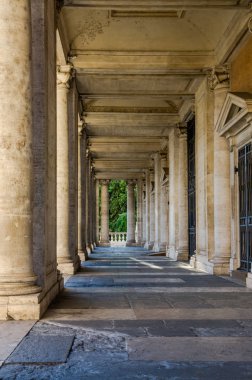 Roma, İtalya, Capitoline meydanında Nuovo Palazzo sütunlara ile koridor