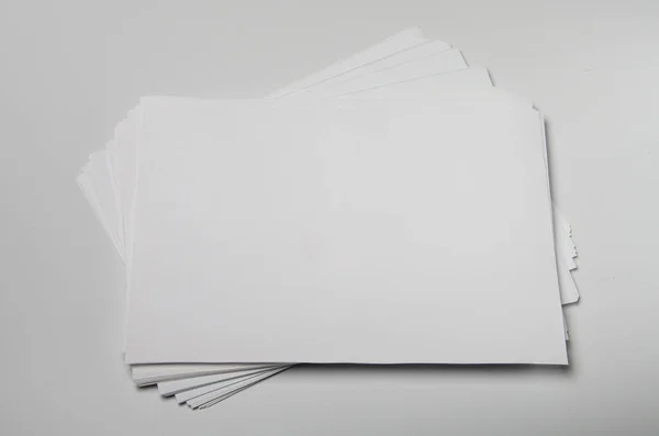Maketa Zásobníku Ventilátor Vizitky Pozadí Prázdný Bílý Papír — Stock fotografie