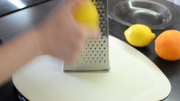 Cook Rubs Lemon Zest Kitchen — Stock Video