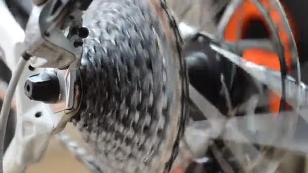 Gear Shift Bike Chain Jumps Rear Cassette — Stock Video