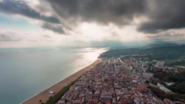 Pôr do sol barcelona baía cidade luzes antena duplo panorama 4k tempo lapso espanha — Vídeo de Stock