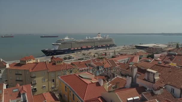 Day Time Lisbon City Bay Cruise Liner Dock Park Aerial — Stok Video