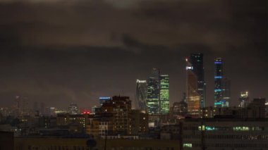 Moskova şehir çatı cityscape panorama 4 k zaman sukut Rusya gece zaman