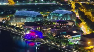 gece ışıklı Singapur ünlü esplanade tiyatrolar defne çatı panorama 4k zaman atlamalı