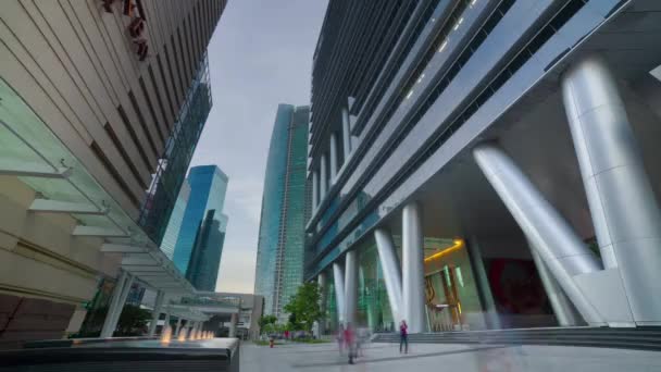 Вечером singapore город центр города площади пешком панорама 4k время продлиться — стоковое видео
