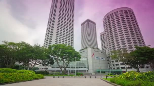 Bewolkte dag singapore marina bay centrum verkeer straat panorama 4k time-lapse — Stockvideo