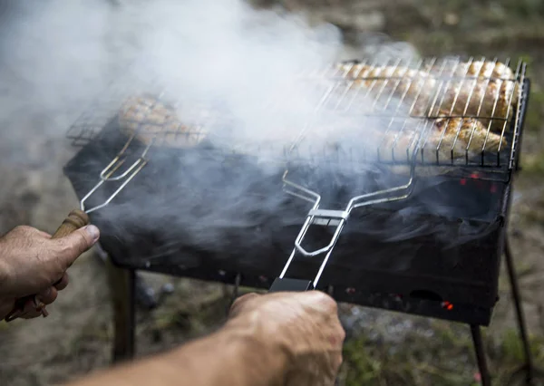 Barbecue en plein air — Photo