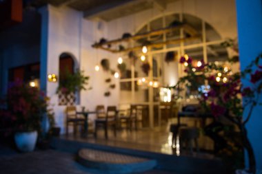 Bulanık arka plan: Restaurant Masa ve sandalyeler ile arka plan bulanıklık.