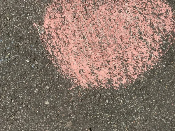 Ροζ Κύκλος Κιμωλία Γκρι Άσφαλτο Δρόμο Κλείσιμο Φωτογραφίας — Φωτογραφία Αρχείου