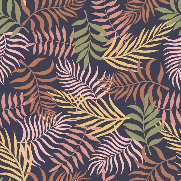 热带背景用棕榈叶。无缝花纹. — 图库矢量图片