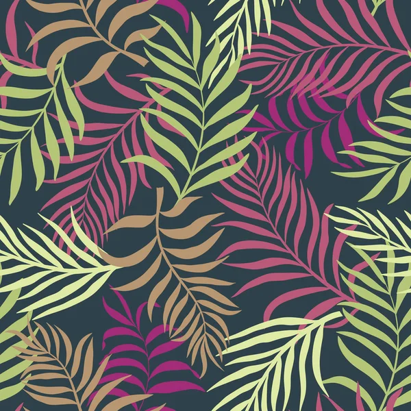 Fond tropical avec des feuilles de palmier. Modèle floral sans couture . — Image vectorielle