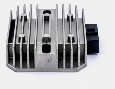 Benzin motoru için kontrol birimi modülü