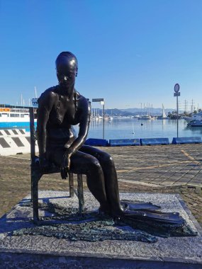  La spezia deniz kızı heykeli