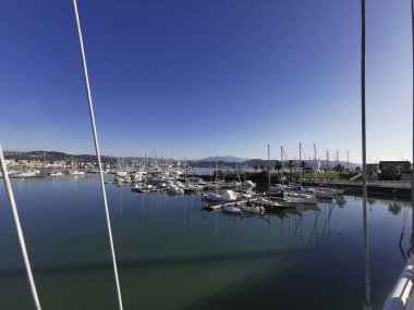 La spezia 'da iskele ve yürüyüş yolu