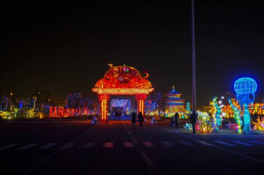 Işık dekorasyonu Çin kağıdı ve metal geleneksel fener panorama öncülüğünde