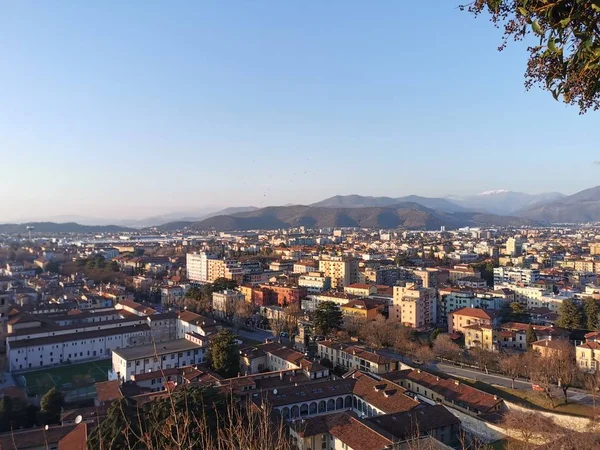 Panorama de brescia al atardecer visto desde el castillo —  Fotos de Stock