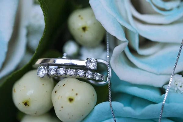 Свадебные Серьги Ожерелье Подвеской — стоковое фото