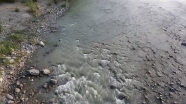 Modena 'daki Sassuolo köprüsünden Secchia nehri görüldü.