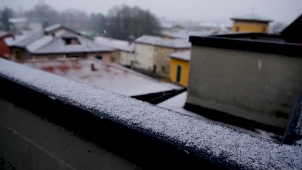 Eind Maart 2020 Sneeuwt Het Emilia Bibbiano Reggio Emilia Daken — Stockvideo