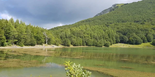 Ventasso Reggio Emilia Lago Montaña Colina Hermoso Día Soleado — Foto de Stock