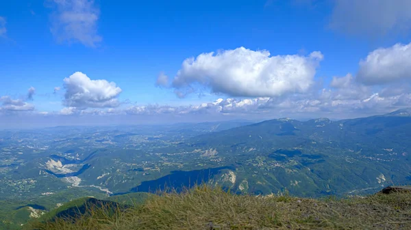 Ventasso Reggio Emilia Lago Montaña Colina Hermoso Día Soleado —  Fotos de Stock