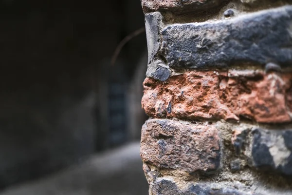 Eski Kahverengi Tuğla Duvar Zamanla Karardı Sis — Stok fotoğraf