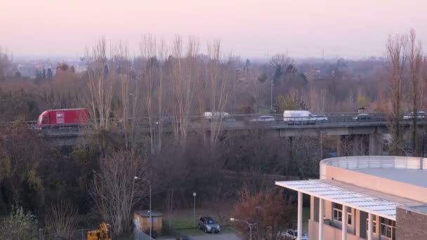 Reggio emilia, panorama dos telhados da cidade ao pôr do sol — Vídeo de Stock