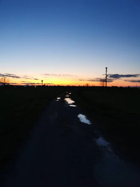 Ein Sonnenuntergang Über Einer Stadt Hochwertiges Foto — Stockfoto