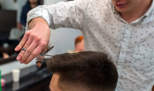 Macchina per taglio di capelli uomo — Foto Stock
