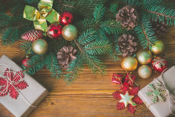 Árbol de Navidad con regalos — Foto de Stock