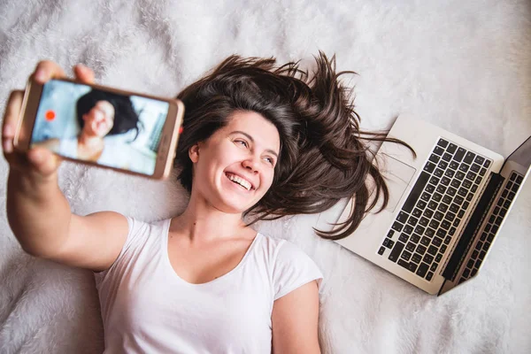 Esta é a minha selfie matinal. — Fotografia de Stock