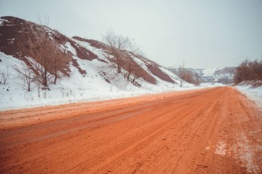 Kış yolda görüntülemek