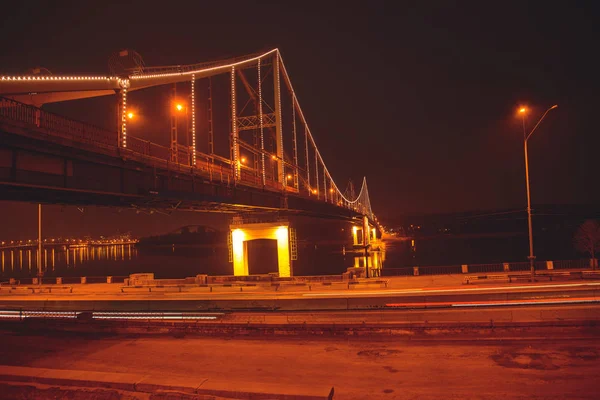 Vista da ponte noturna — Fotografia de Stock